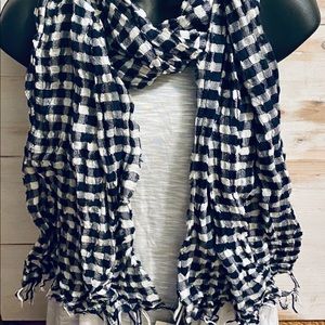 NWT JCREW Navy and White Check scarf
